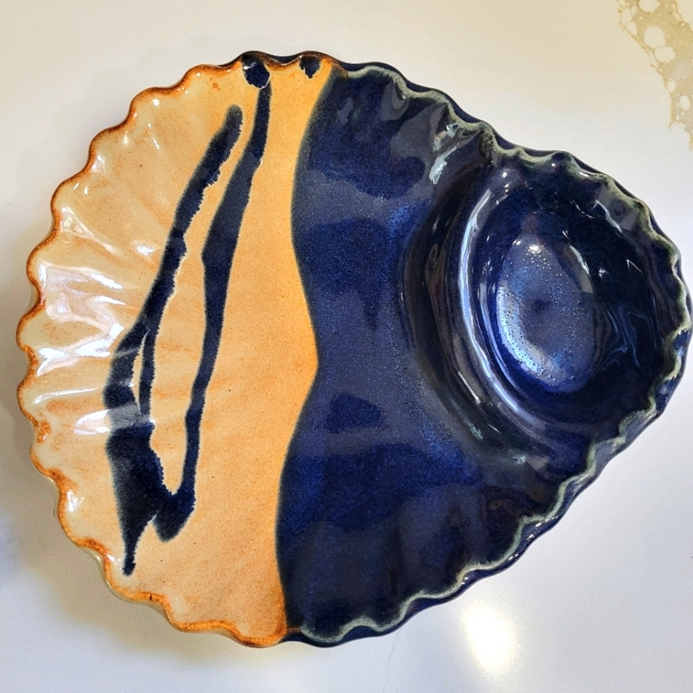 Handmade pottery shell shape dish